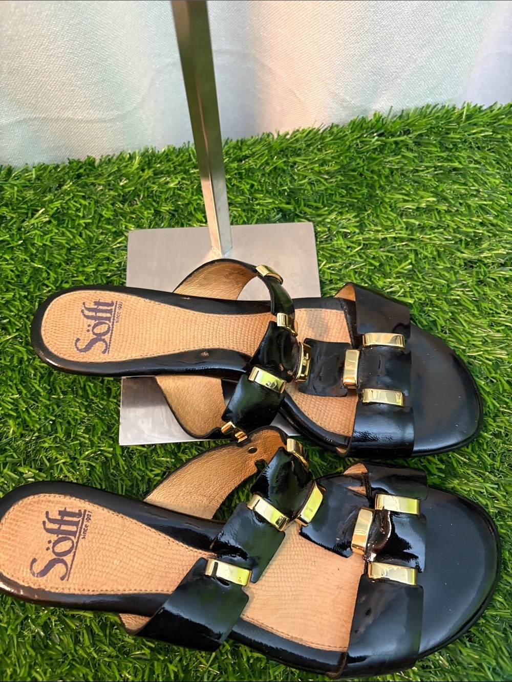 Sofft Black and Gold Low Heel Sandals Size 6.5